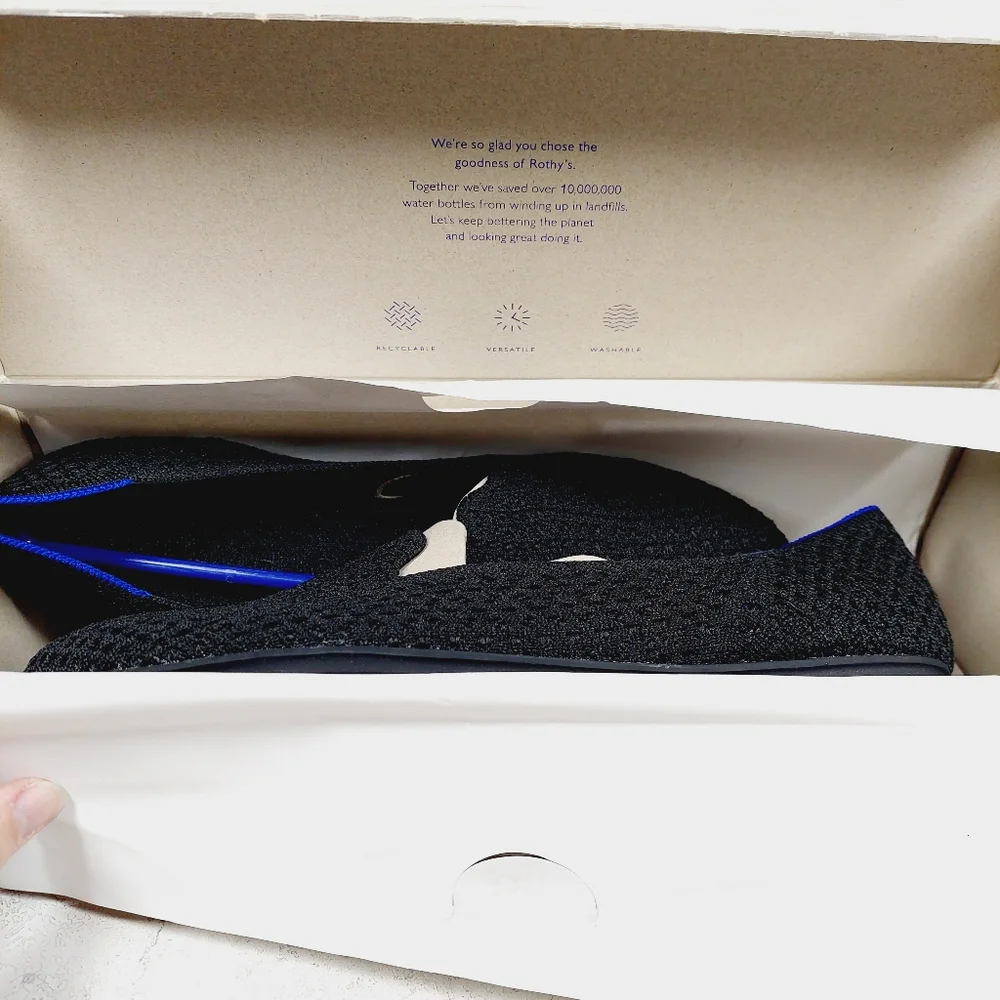 New Rothy's The Flat Black Knit Round Toe Slip On Loafers T491